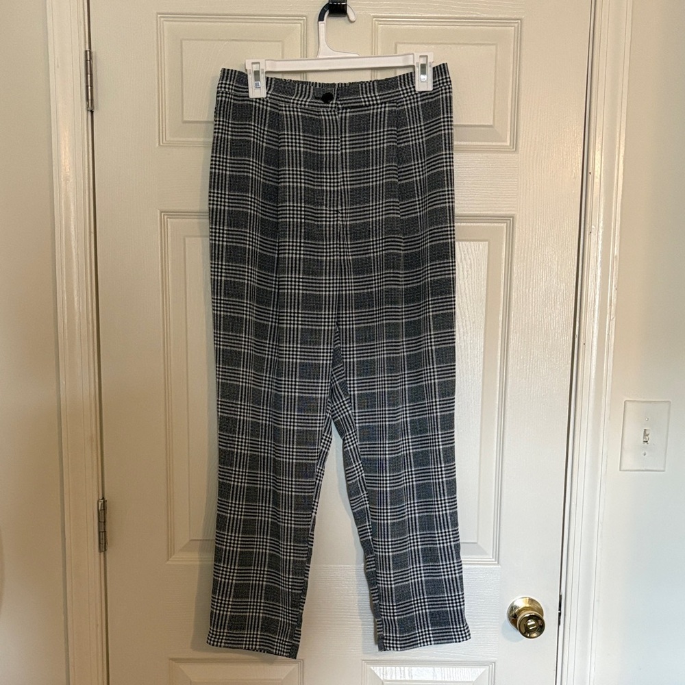 H&M Black and White Checkered Straight Leg Pants